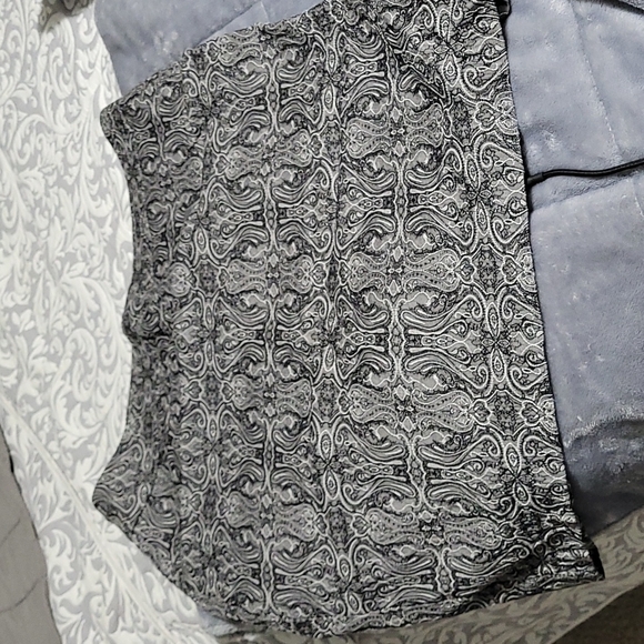 Penningtons Dresses & Skirts - Pennington skirt